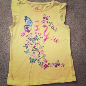 Girls size 6 T-shirt